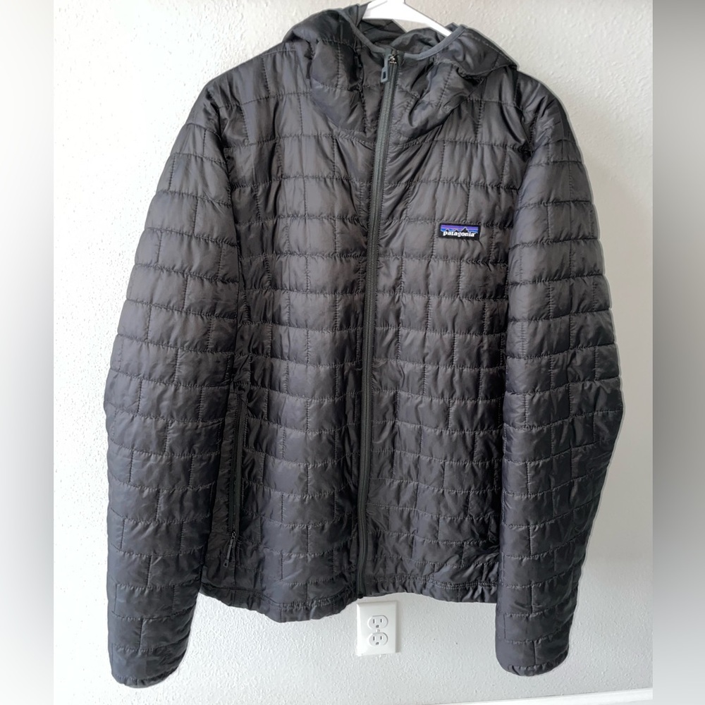 Patagonia Men’s Nano Puff Hooded Jacket XL